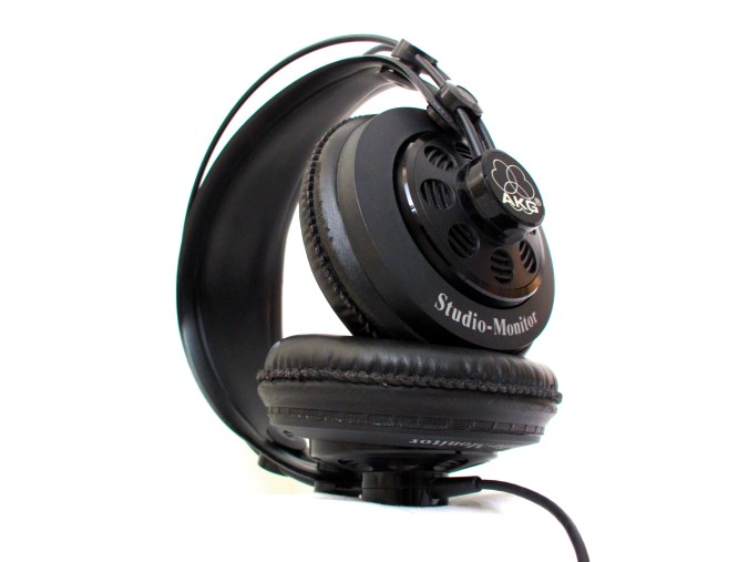 AKG K240 DF