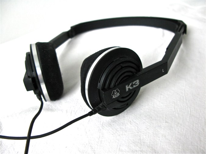 AKG K3